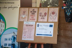 Widok plakatu informującego o wydarzeniu