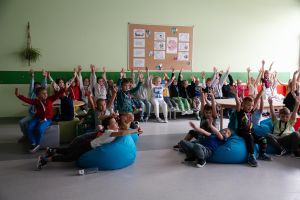 Widok uczniów ze Szkoły Podstawowej nr 1 w Solcu Kujawskim