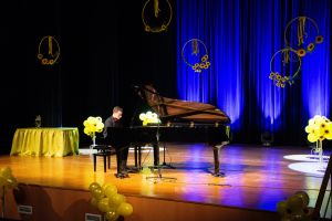 Koncert fortepianowy w wykonaniu Pana Damiana Leśniewskiego