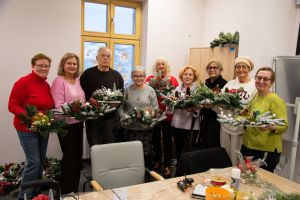 Zdjęcie grupowe przedstawicieli Soleckiej Rady Seniorów