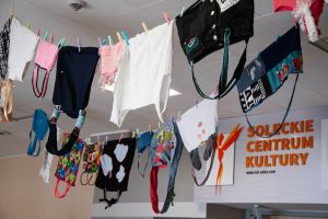 Widok dziecięcych prac wykonanych na konkurs ekologiczny